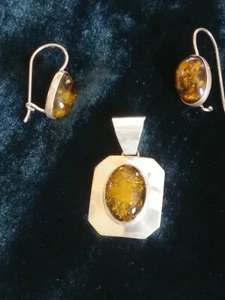 Green Amber in Sterling Silver Set of Earrings and Pendant $52.00 - Picture 1 of 3