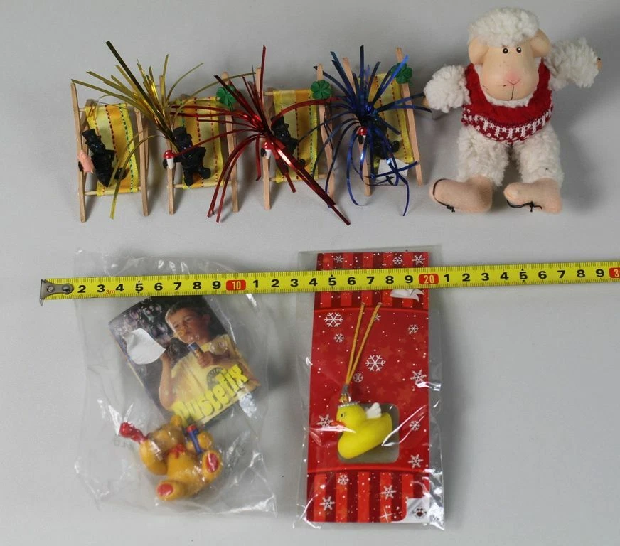 7x Figuren aus Geschäftsauflös. - Schornsteinfeger+ Pustefix+Schaf+Ente (1) /343 - Bild 1 von 4