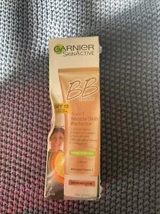 Garnier BB Cream LSF15 Miracle Skin Perfector Normale Trockene Haut Medium Dark 6/2025 - Bild 1 von 4
