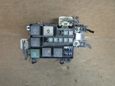 98 1998 Mazda 626 Engine Fuse Box Relay Junction Block Panel Compartment - Image 1 of 4