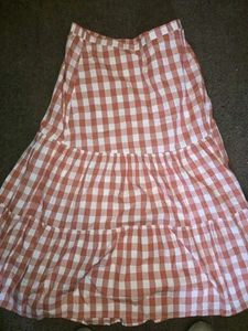 Womens Gap Red And White Checked Long Skirt Size Large - Picture 1 of 3