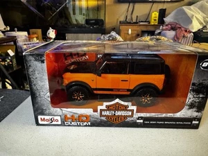 2021 Ford Bronco Badlands Orange Diecast 1:24 Scale Model - Maisto 32272OR-TS - Picture 1 of 6