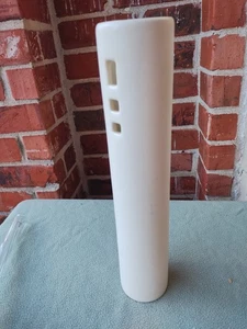 white ceramic flowers vase home decor - Picture 1 of 2