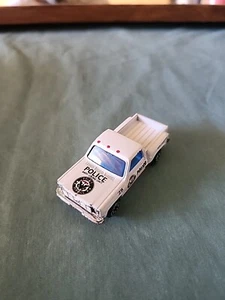 Chevy pickup polizia camion 1:64 unità anticrimine modello pressofuso... errore WELLY - Foto 1 di 7