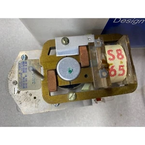 Telechron Timer Motor Mechanism Assembly 3JD61-51-1 - Picture 1 of 5