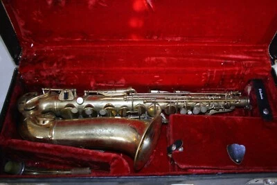 Saxofón alto Conn Shooting Star, con estuche, cuello; MFG ~ 1970, EE. UU. Foto 1 de 4