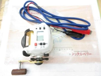 Shimano's DENDOU MARU 3000R Electric Reel Big Game fishing w/code Used - Image 1 of 4