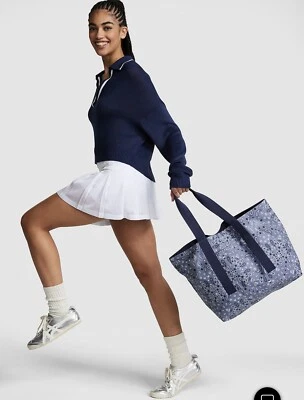 Bolso de Mano Reversible Pink By VICTORIA'S SECRET Estampado Paisley Azul Fin de Semana Nuevo con Etiquetas Foto 1 de 4