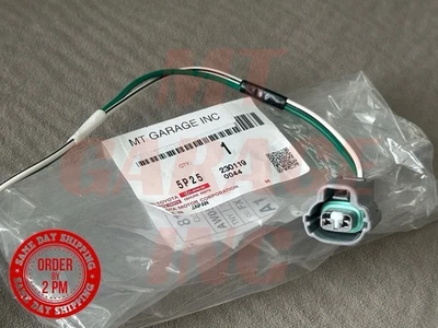 FITS: 03 - 09 TOYOTA 4RUNNER REAR LICENSE PLATE LIGHT PIGTAIL CONNECTOR OEM NEW - Image 1 of 4