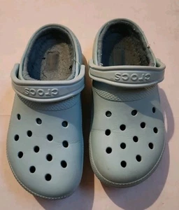 Crocs Light Blue Size Womens 8 Mens 6 Mules Clogs Slip On Lined Fur - Picture 1 of 7