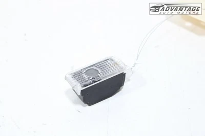 AUDI Q5 QUATTRO 2018-2019 LUZ PUERTA DELANTERA IZQUIERDA LADO CONDUCTOR LÁMPARA 4G0052134D OEM Foto 1 de 4