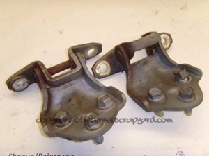 Mitsubishi Shogun Pajero 2.8 Facelift 91-99 right front door hinge hinges - Picture 1 of 1