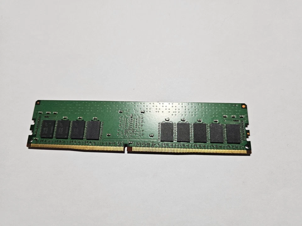 Cisco NXK-MEM-16GB= 1x16Gb Memory Upgrade For Cisco N9K Switch FX3 - Image 1 of 1