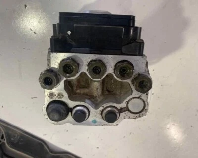 2001 Ford Excursion F250 F350 ABS Anti-Lock Brake Pump Assembly Thru 11/00 Oem - Image 1 of 4