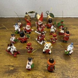 Vintage Tiny Small Miniature Wooden Wood Christmas Ornaments See Description - Picture 1 of 13