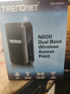 Trendnet N600 Dual Band Wireless Access Point - TEW-750DAP - Picture 1 of 3