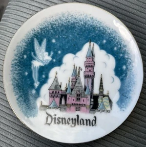 Vintage Disneyland Castle Tinkerbell Souvenir Jewelry Dish Plate - 4” Gold Trim - Picture 1 of 3