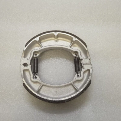 Coppia ganasce freno posteriori Aprilia Scarabeo 100 2T Minarelli Yamaha AP81139 Foto 1 de 2