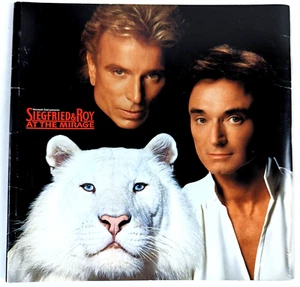 Siegfried und Roy bei der Mirage großes Souvenirprogramm Las Vegas Zaubershow - Bild 1 von 8