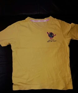 MARKS & SPENCER UK BOYS SIZE 2 - 3 YELLOW TSHIRT TOP MONSTER LETS PLAY HIDE SEEK - Picture 1 of 4