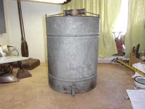 antique 5 gallon galvanized metal water/oil can with spicket and wood handle - Picture 1 of 10