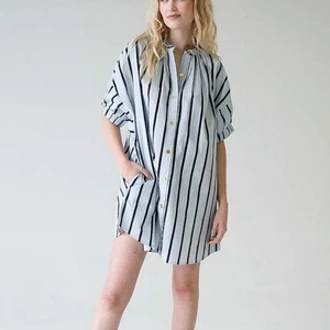 NWT Never a wallflower elastic sleeve oversized Red woman's mini dress - Picture 1 of 16