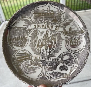 COLLECTOR PLATE SOUVENIR OF THE KENTUCKY DERBY - Picture 1 of 4