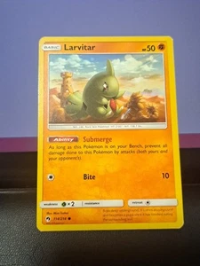 Pokemon LARVITAR Sun & Moon Lost Thunder 114/214  - Picture 1 of 1