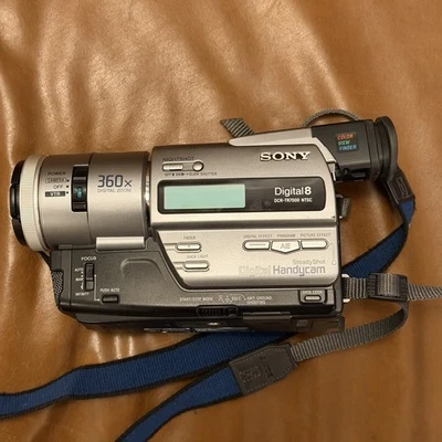 Videocámara digital Sony Handycam DCR-TR7000 NTSC 8 con captura nocturna PROBADA FUNCIONANDO ✅ Foto 1 de 4