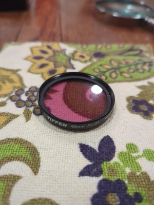New Tiffen 49mm  FL-D Fluorescent Filter for Daylight Film (FLD) #49FLD B5 - Image 1 of 3