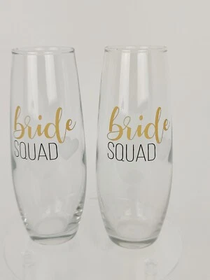 2 Невесты отряд вина/шампанского/мимозы флейты бокалы для холостяцкой или свадебной Sho - Изображение 1 из 3