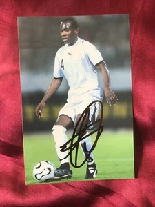 Autograph MATTHEW AMOAH (Ghana)-handsigned IN PERSON-WC 2006/10-Ex-NAC Breda - Picture 1 of 1