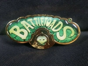 Battletoads Belt Buckle Loot Crate DX Gaming Exclusive Retro Game Gold Green - Picture 1 of 5
