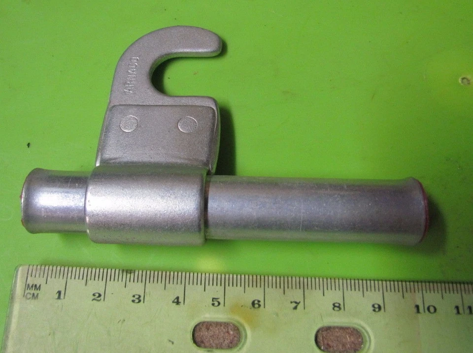 Оригинальный задний амортизирующий кронштейн для мотоцикла Arnaco 15 мм внешний диаметр x 95 мм длина p/n кронштейн - Изображение 1 из 4