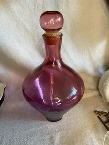 Cranberry/amethyst Decorative Bottle Genie Decanter & Cork Stopper Pink Purple - Picture 1 of 7