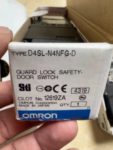1 pieza Nuevo Omron D4SL-N4NFG-D Guardabarros Cerradura Puerta de Seguridad Interruptor Envío Gratuito - Imagen 1 de 3