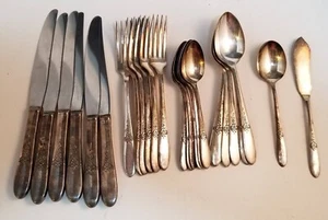 Oneida Fantasy Tudor Plate service for 6 +  26pc - Picture 1 of 3