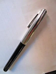 Sheaffer * Pluma Estilográfica / Negra / Cromo * M nueva en caja * Envío Gratis - Imagen 1 de 4