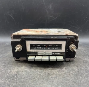 1981-1987 Chevrolet Suburban GMC Square Body OEM Radio Stereo Head Unit AM FM - Bild 1 von 11