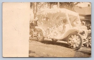 K1/ Foxcroft Maine RPPC Postcard c1910 Parade Float Automobile 65 - Picture 1 of 4