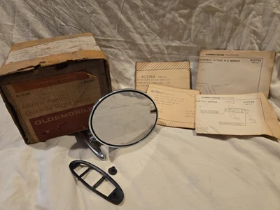 Nuevo de Lote Antiguo 1969 Oldsmobile 88 98 F-85 Espejo Derecho GM #983080 con Caja y Plantillas Nuevo Foto 1 de 4