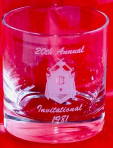 Eugene Country Club 8 onzas Lowball Rocks vaso de whisky 1981 logotipo cresta 3,5" H - Imagen 1 de 13