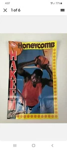 HAKEEM OLAJUWON DREAM HOUSTON ROCKETS VINTAGE 1993 HONEYCOMB CEREAL MINI POSTER - Bild 1 von 1
