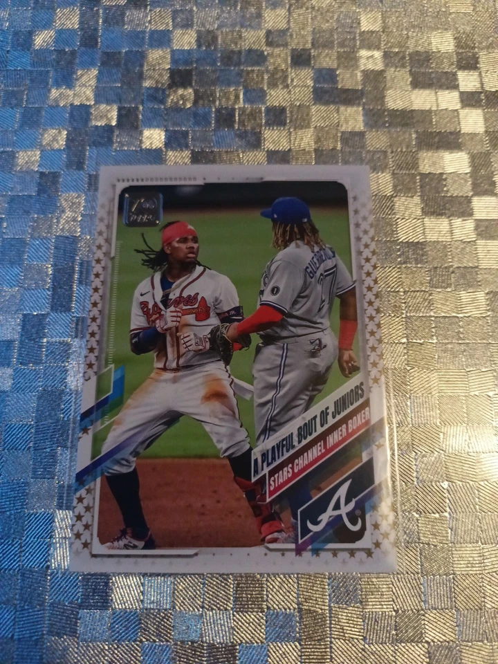 ACUNA & GUERRERO 21 TOPPS Gold Star STARS CHANNEL INNER BOXER VARIANT #61 - Image 1 of 2