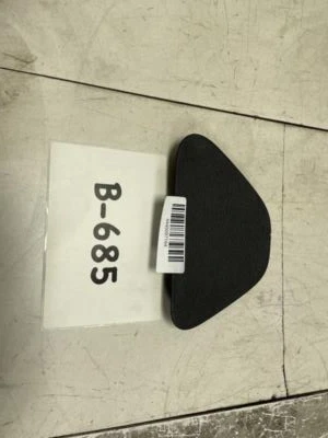 HYUNDAI SANTA FE 2013 deportivo trasero izquierdo lado del conductor sub altavoz cubierta en blanco adorno Foto 1 de 4