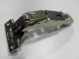 Blum Weitwinkelscharnier ClipTop 155° 71B755.01N0 Däm 0-Einsprungscharnier Band - Bild 1 von 5