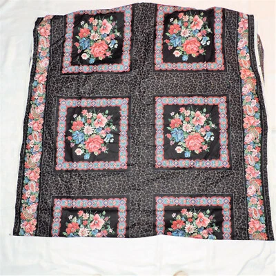 Tecido floral rosa estampa Cranston funciona V.I.P. Travesseiros artesanais com serigrafia - Imagem 1 de 4