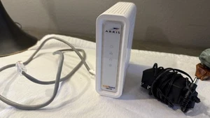 Arris Surfboard Cable Modem SB6190 1.4 Gbps - Photo 1/5