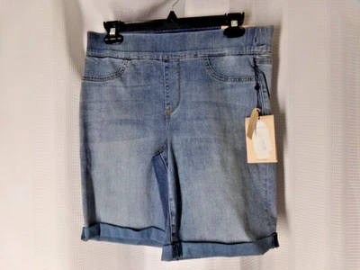 NYDJ Not your Daughter Jeans Shorts pull up 4 stretch Denim rolled cuff NWT - Image 1 of 2