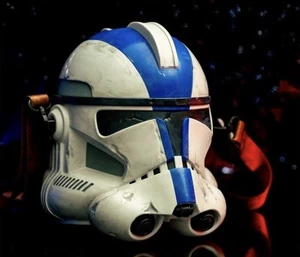 Disney Parks 2025 Star Wars Salvaged Clone Trooper Helmet Popcorn Bucket IN HAND - Picture 1 of 2